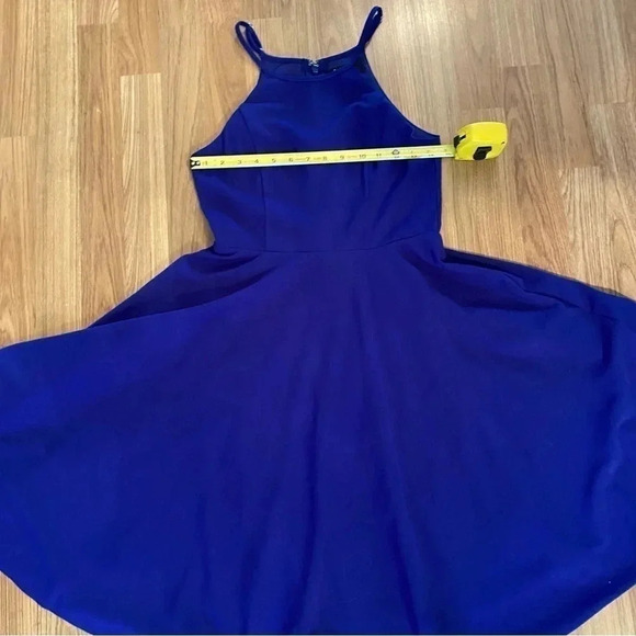 Lulu’s Fit and Flare Apron Bodice Dress Knee-Length Thin Straps Party Size Small - Picture 8 of 11